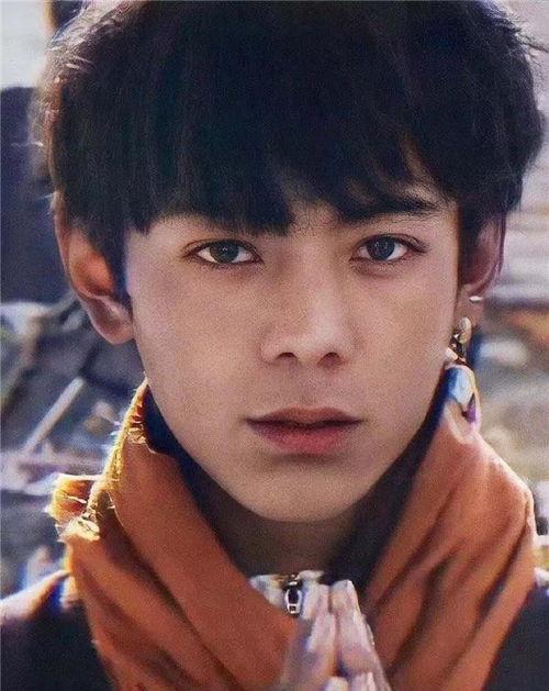 野男孩吃瓜,揭秘娱乐圈幕后真相